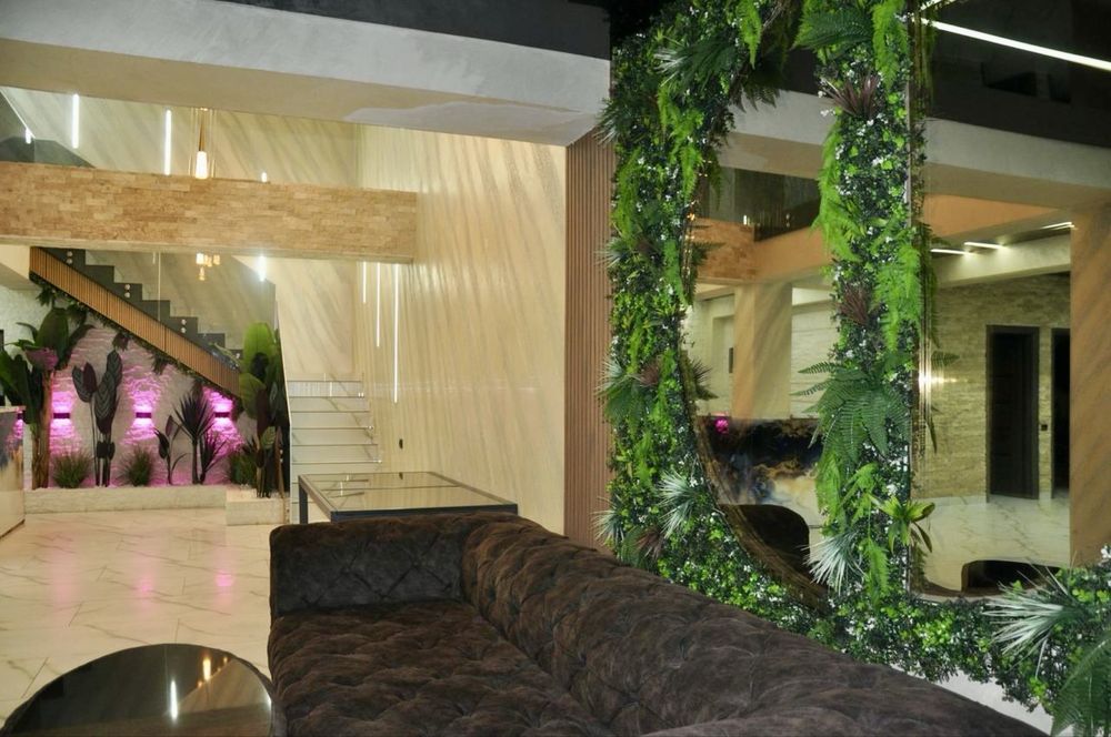 Inchiriez vila cu piscina -majorate-evenimente private-aniversari