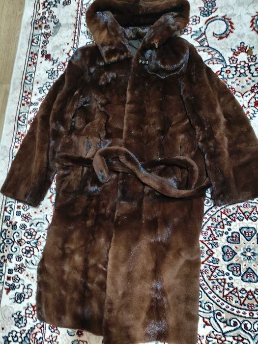 Продам Норковую шубу