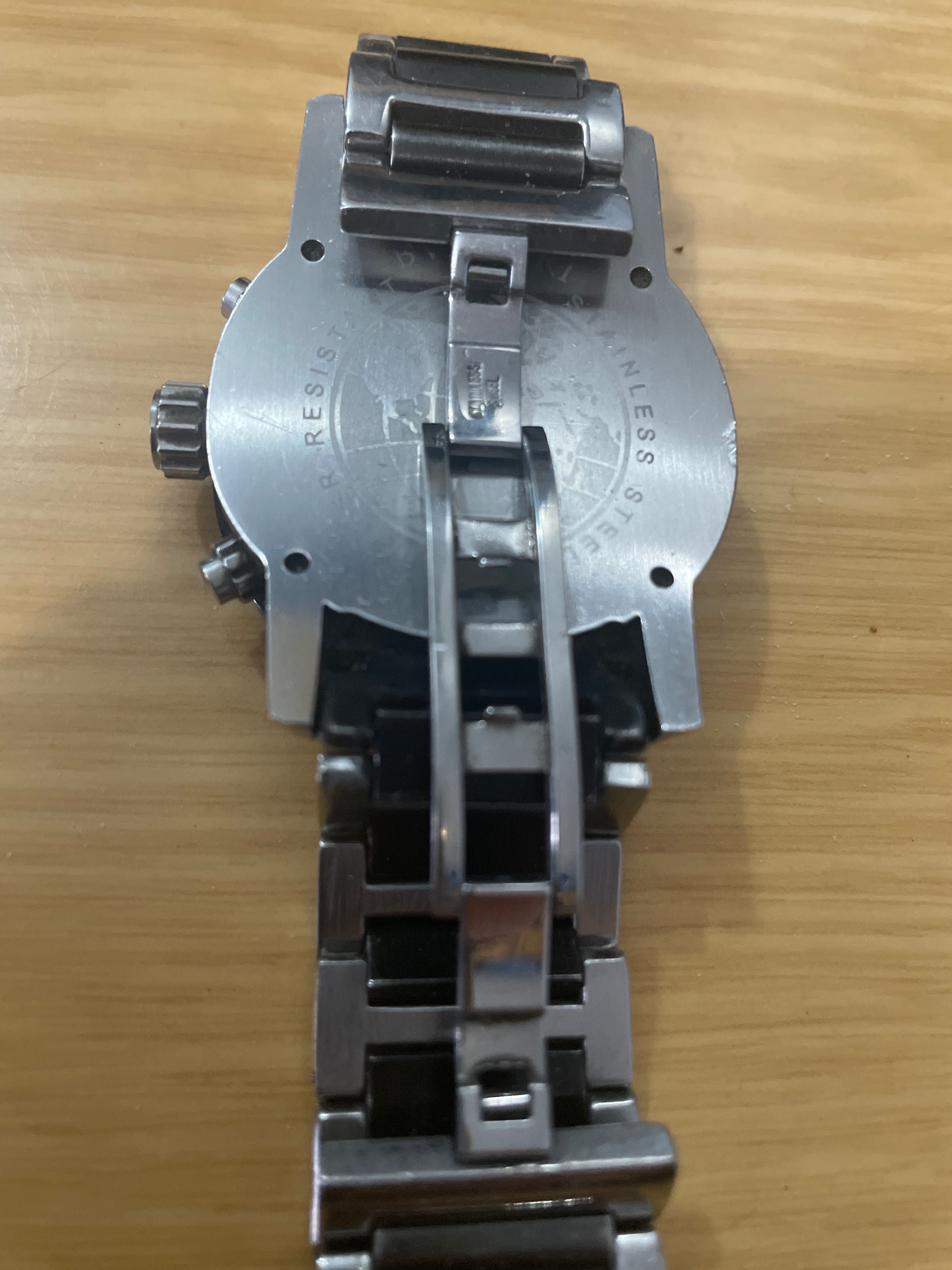 Отличные Мужские часы BVLGARI.