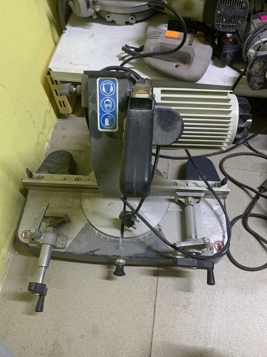 Торцоваяная пила