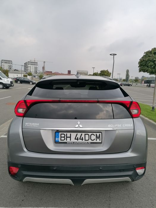 Vând Mitsubishi Eclipse Cross Intense 2018 automatic