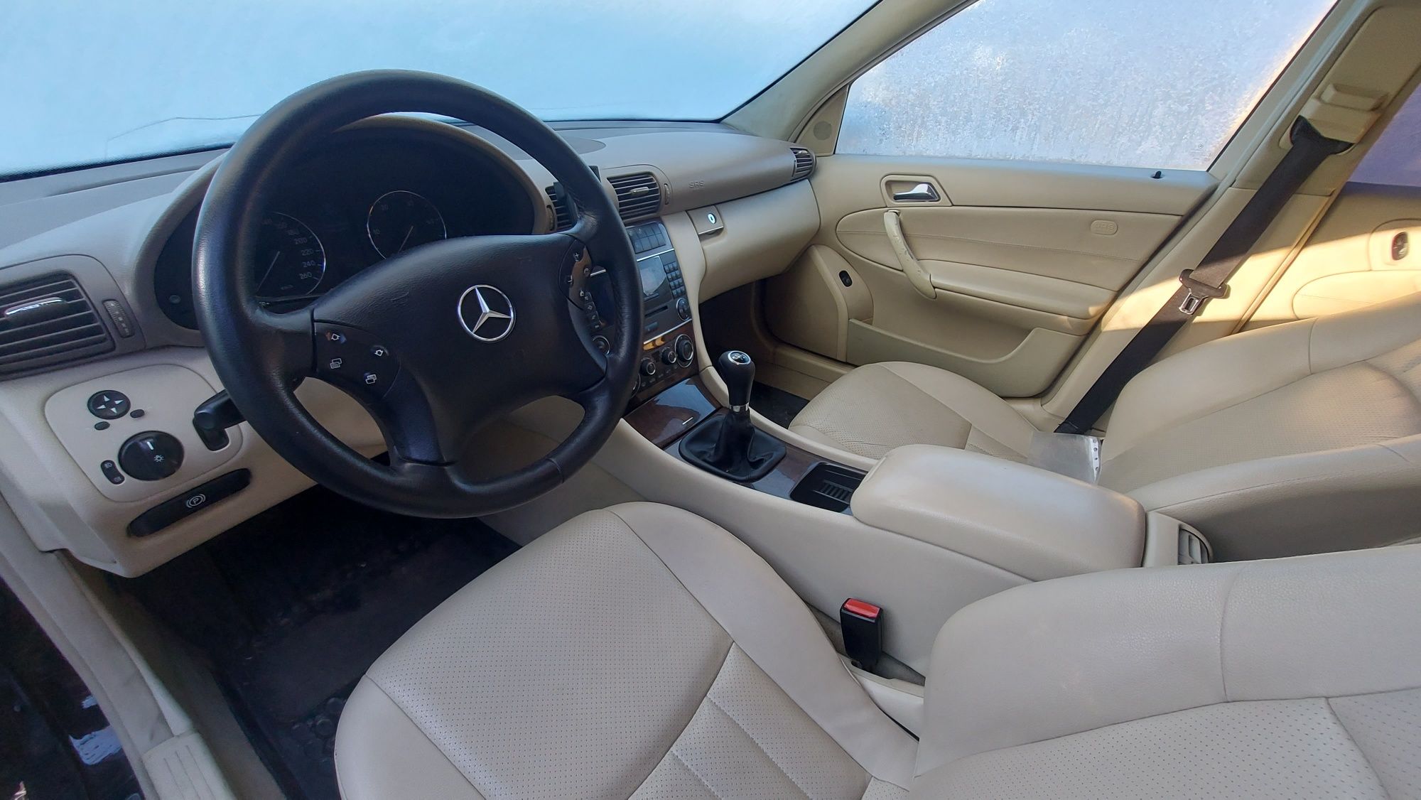 Mercedes C class 200