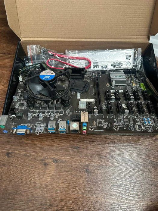 Материнская плата Esonic B250-BTC-GLADIATOR и BTC250C