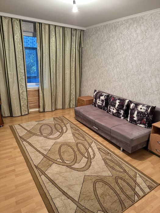 Сдам 1-комнатную квартиру на длительный срок.