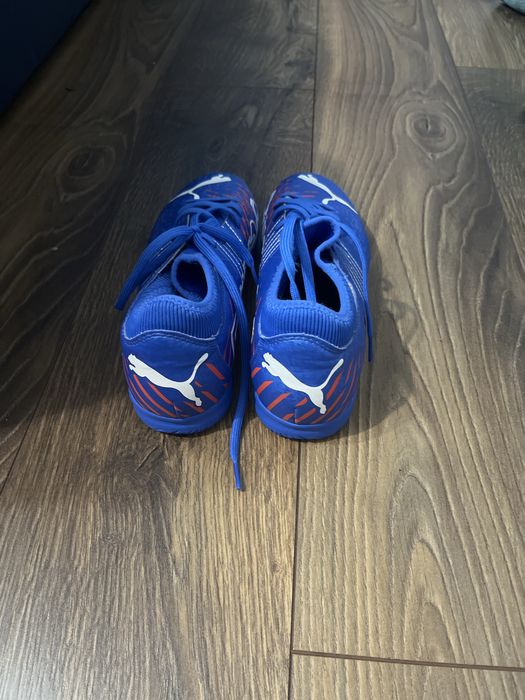 ghete de fotbal puma (sala)