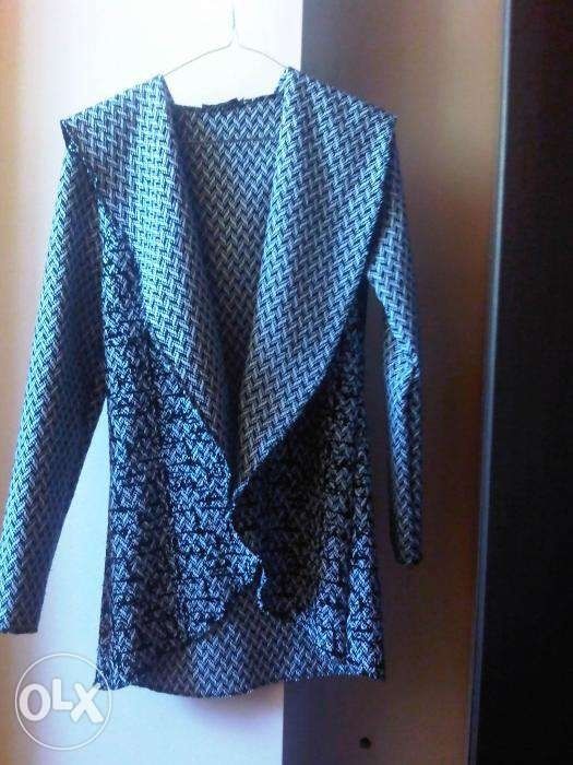 Cardigan cu gluga nou