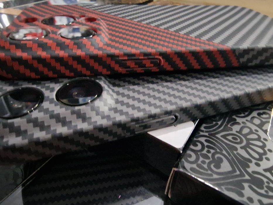 Лукс ултра тънък гръб Carbon за iPhone , Samsung,Huawei