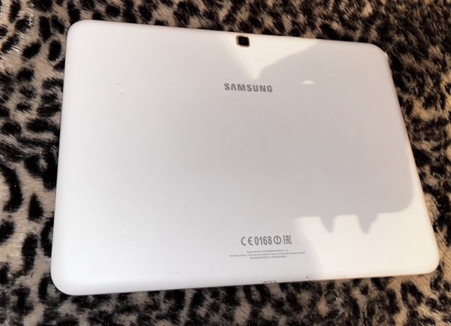 Планшет Samsug Galaxy tab-4