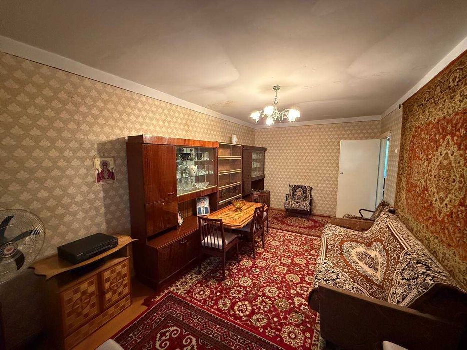 Продается 3х комнатная квартира - ( ОР - Рисовый Базар! )