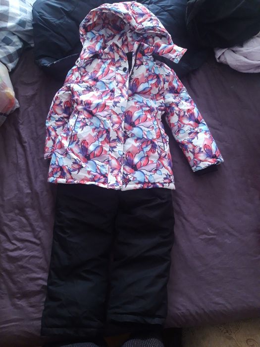 Зимняя детская куртка комбинезон