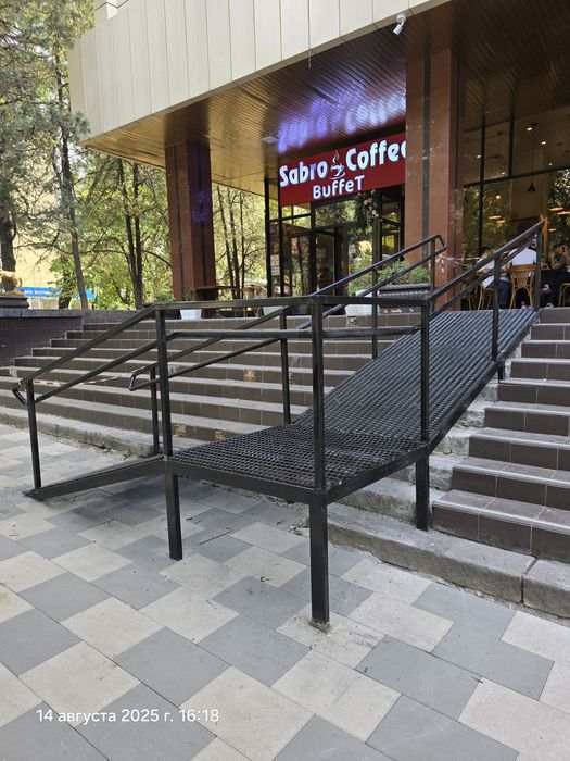 Изготовление пандусов и навесов