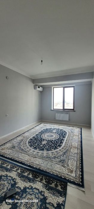 Фаргона регистон тантана якинида