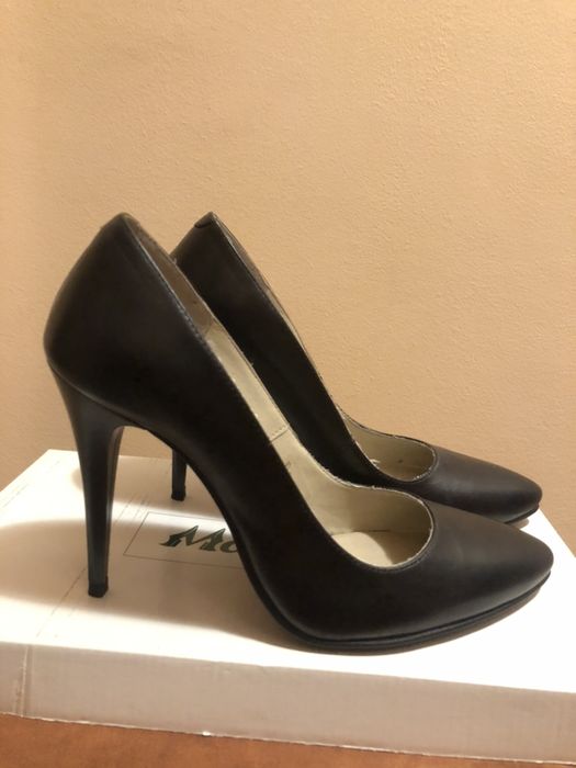 Pantofi stiletto negri piele 38 Marelbo