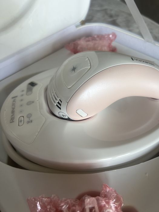 Фотоепилатор Remington IPL6750