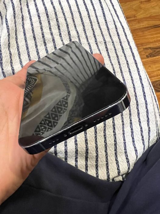 iPhone 13 pro Srocno sotiladi