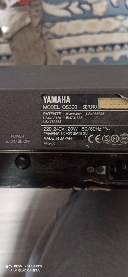 синтезатор-Yamaha QS300