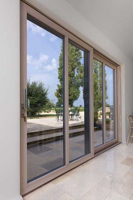 Пластиковые окна, алюминиевые окна и витражи для коттеджей — B Plast