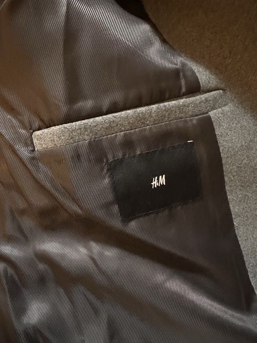 Мъжко зимно сиво палто HM