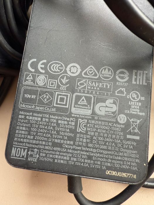 Incarcator tableta/laptop Microsoft Surface 44w 65w 102w 127w original