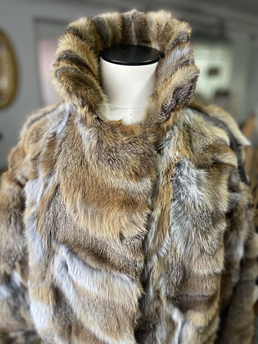 Blana naturala de vulpe cu insertii de piele naturala fina