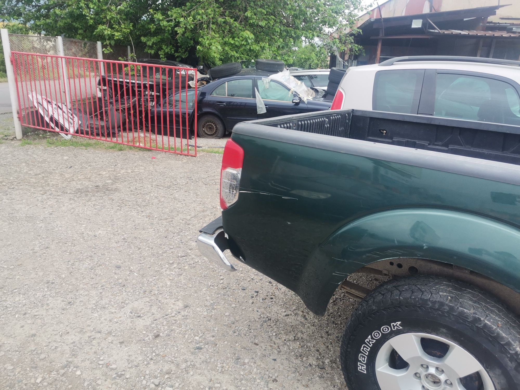 Nissan navara 2.5dci yd25 171кс за части внос Италия