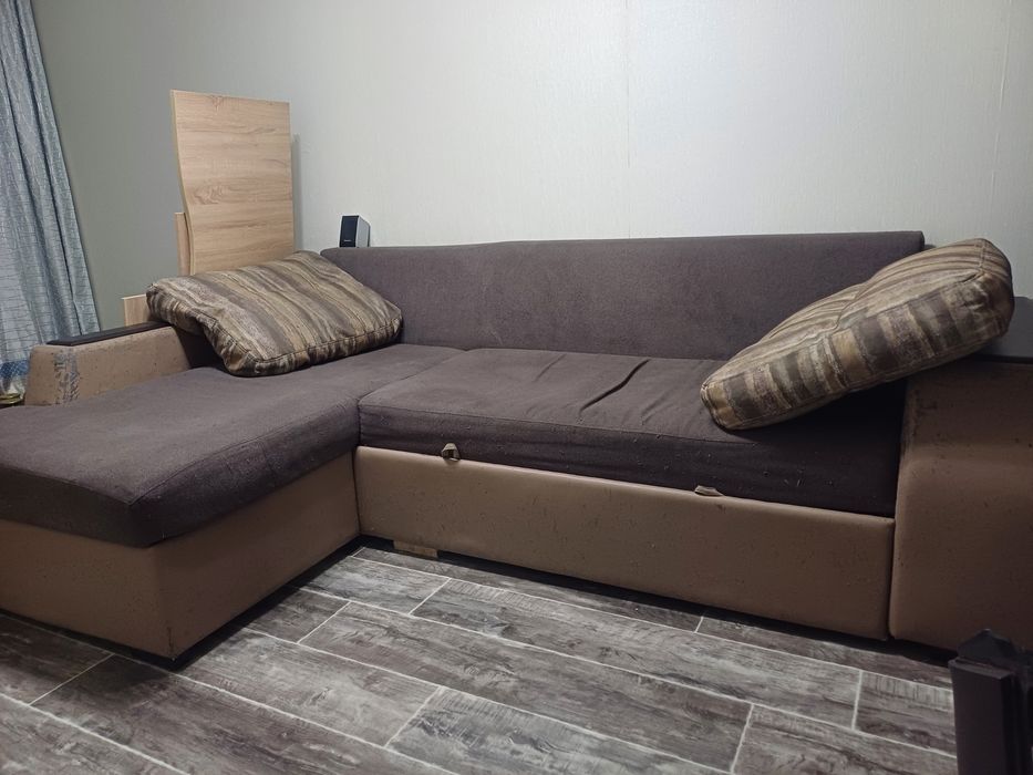 Продам  угловой диван