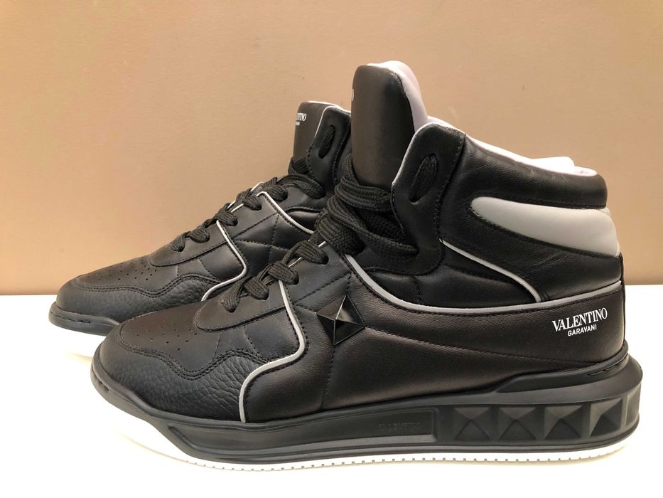 Valentino Garavani ghete 42-42,5-43, full box, retail 790 euro