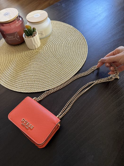 Мини чанта Guess