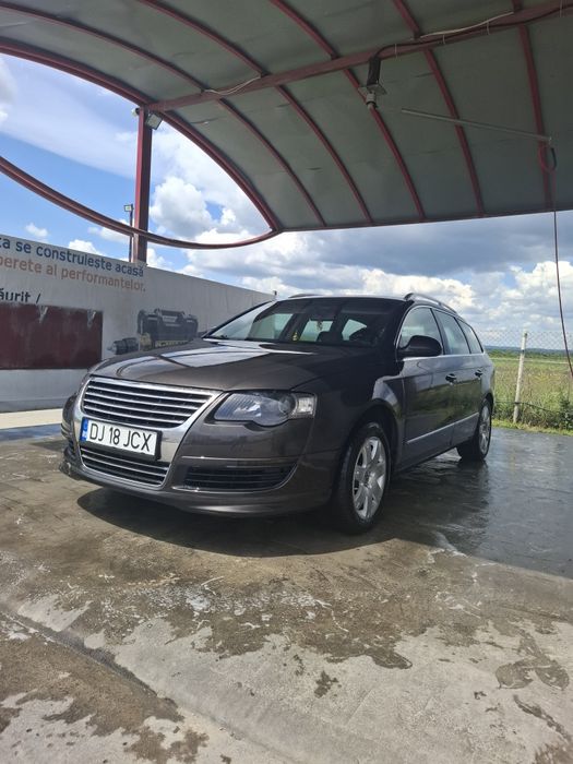 Vând Volkswagen Passat B6 2.0 BKP