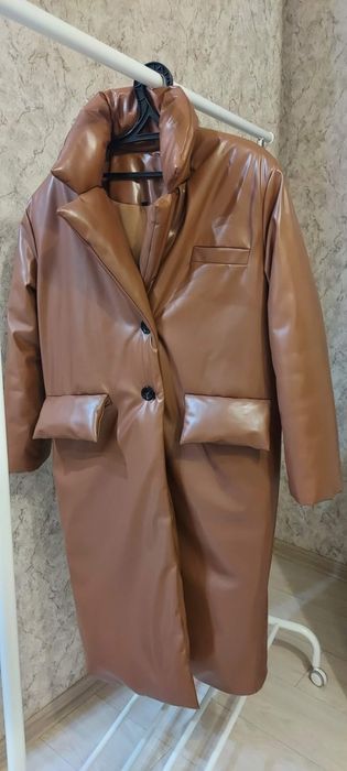 Продам куртку межсезонную