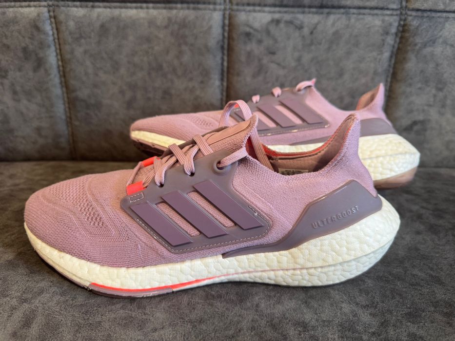 Adidas Ultraboost  22.