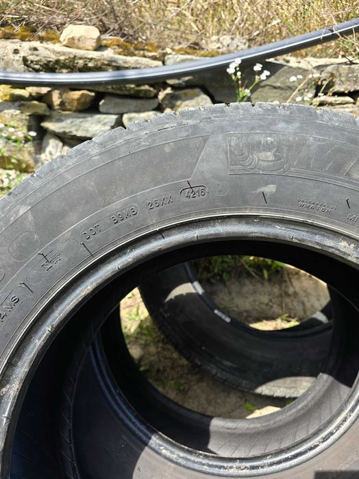Продавам гуми 18 цола