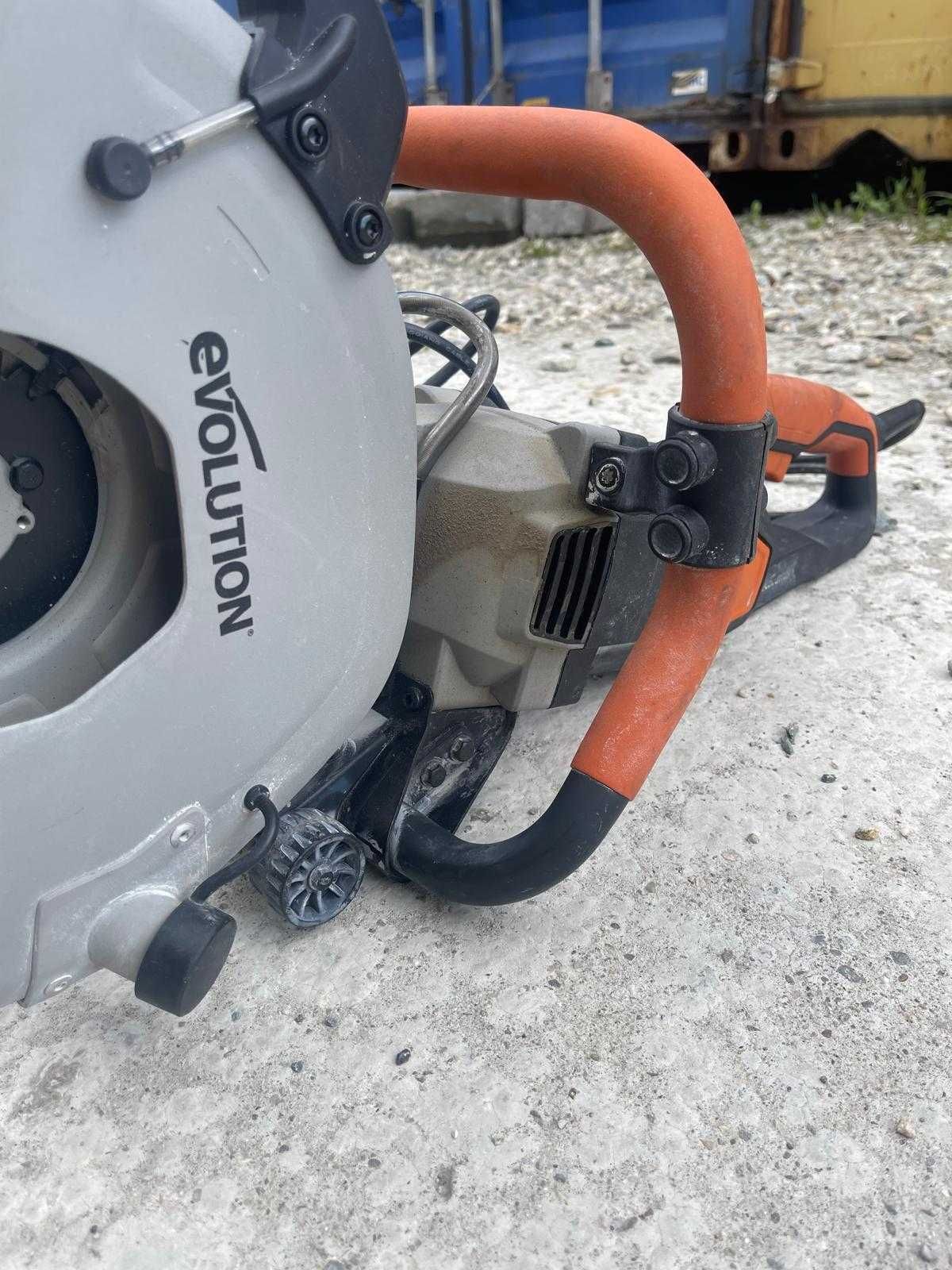Masina de taiat beton, zidarie si piatra Evolution R300DCT+ 2400W