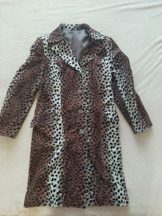 Продам  женское пальто