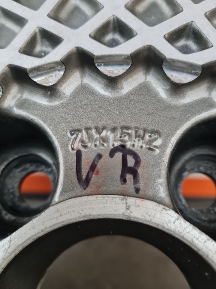 Джанти KING за VW AUDI SEAT SKODA R15 5x112 ET37 7J