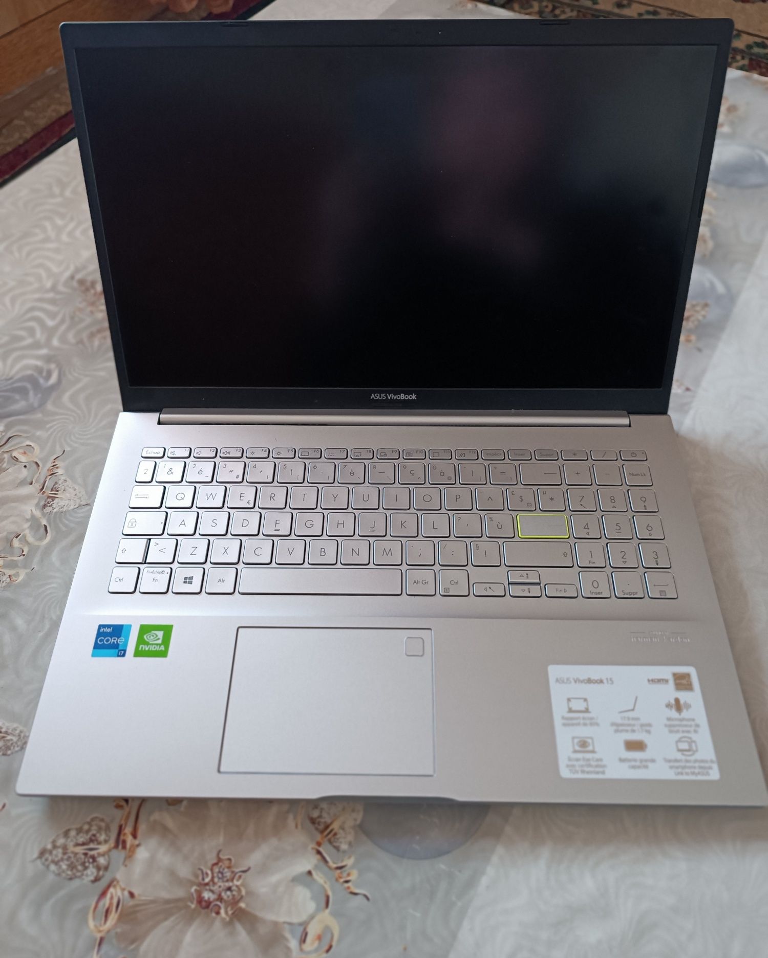 Vivobook ASUS laptop  X513EP