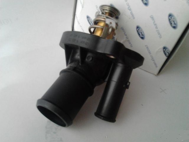 корпус термостат с датчиком ford mondeo