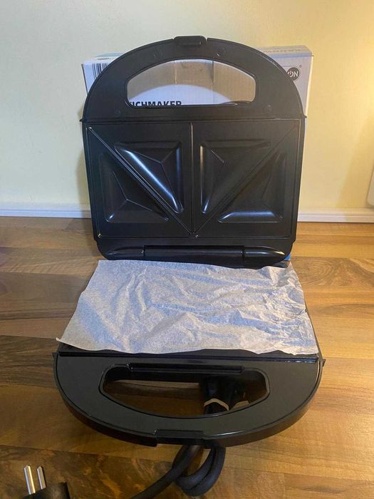 Сандвич машина Switchon – нова, неизползвана, в оригинална опаковка