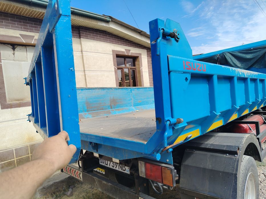 Исузи самасвал сотилади