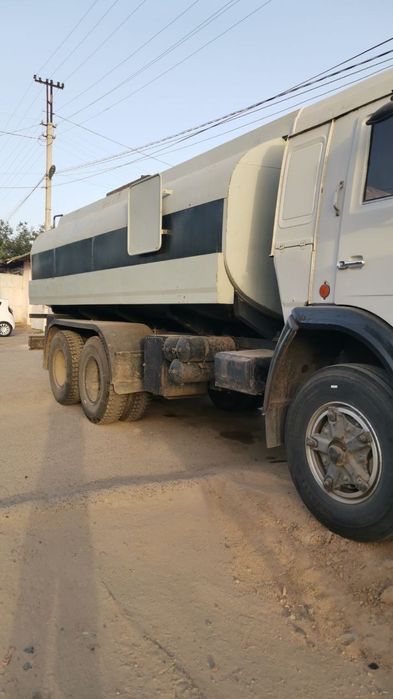 КАМАЗ бензовоз в хорошем состоянии