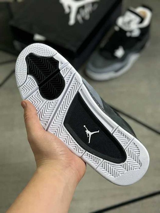 Jordan 4 Fear ~ Marimea 36 - 45 ~ Noi