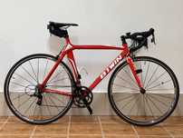 Cursiera Carbon Btwin FC700, SRAM RIVAL