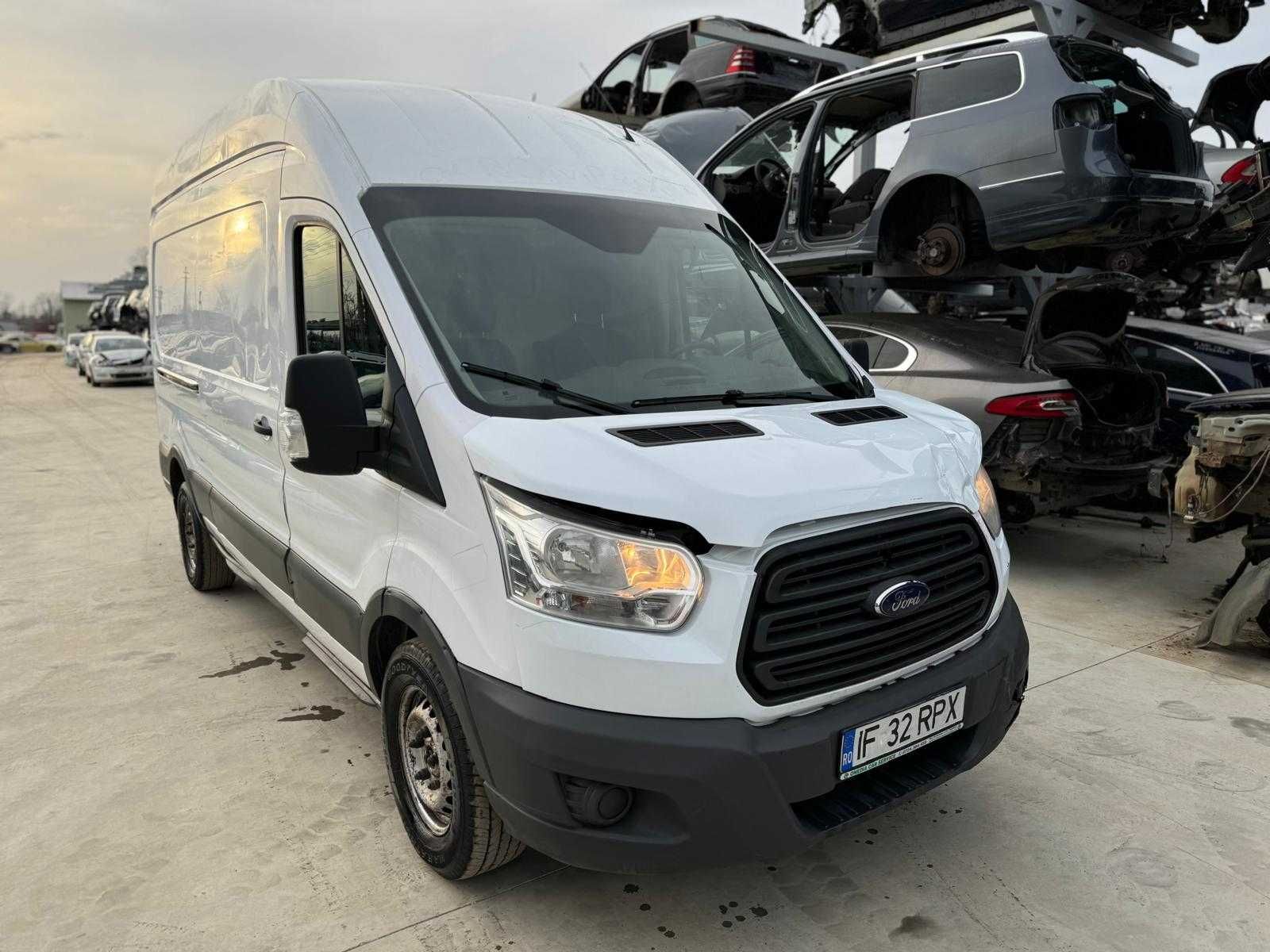 Ford Transit 2015 2,2 tdci EURO5 avariat lovit avariate