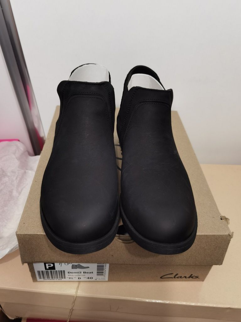 Chete clarks    40