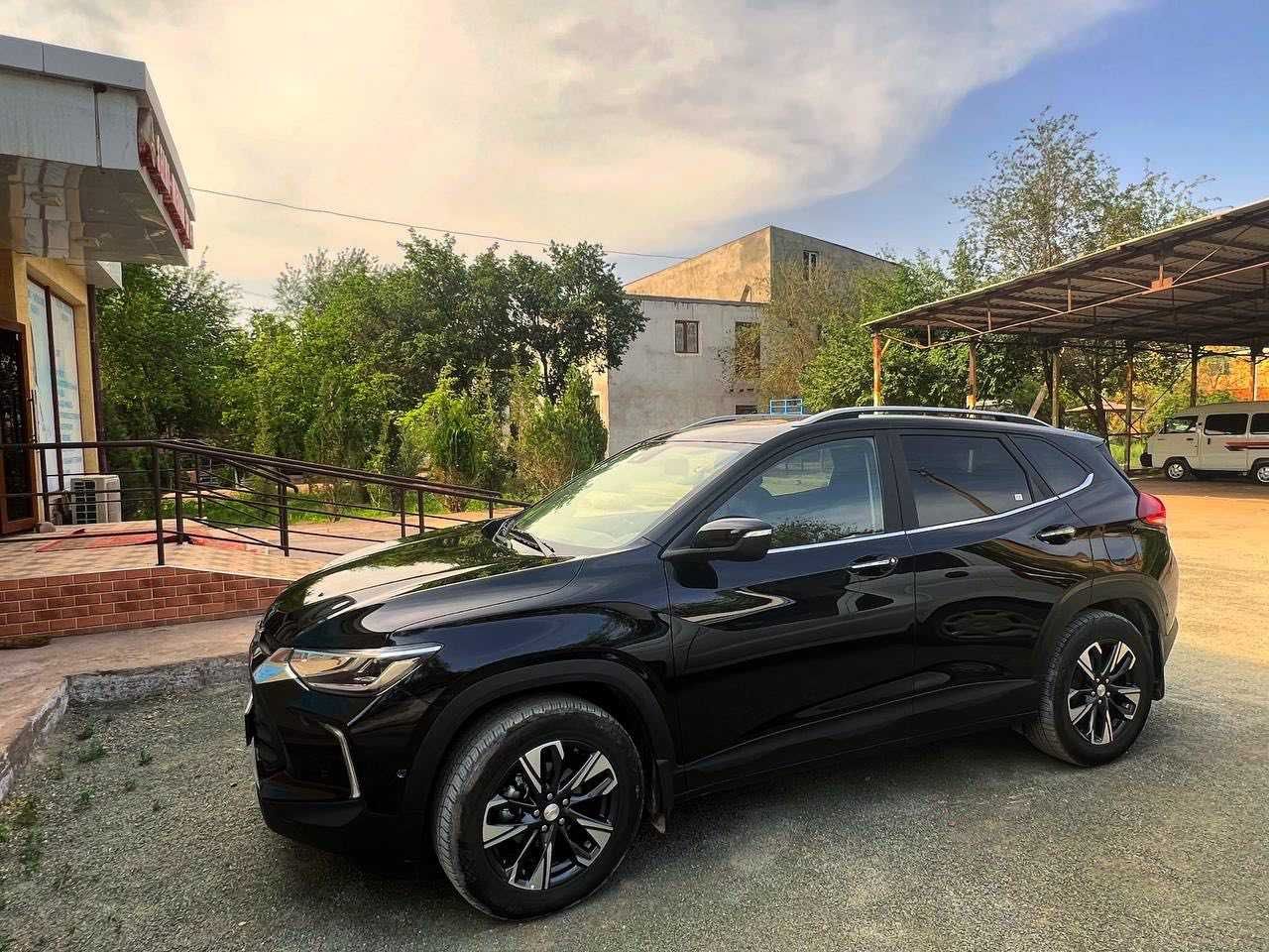 Chevrolet Tracker 2 Premier Plus сотилади