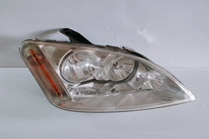 Far dreapta 270606R Ford C-Max prima generatie