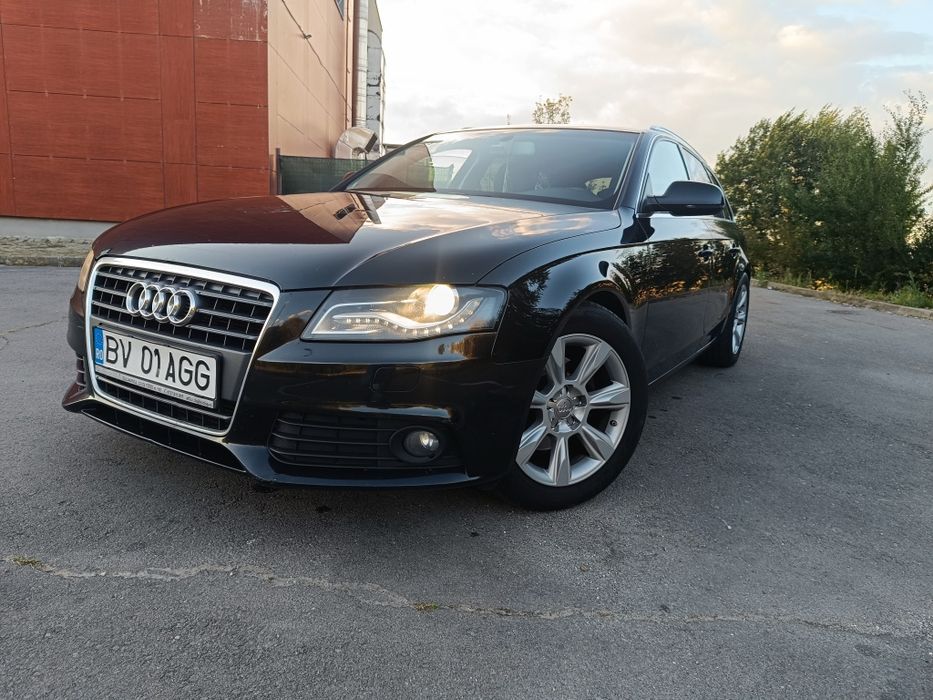 Vând Audi A4 B8 2.0 TDI 2012 143 cp