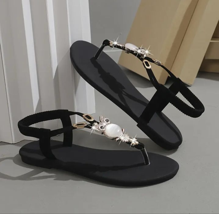 Дамски сандали с бухалче от камъчета