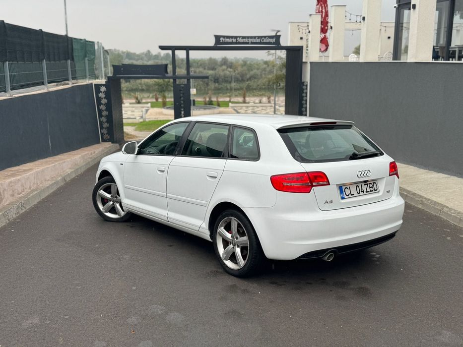 Vând Audi A3 1.6 tdi S-line