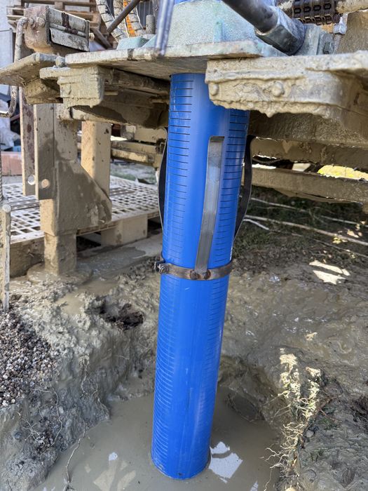 Foraje puturi apa mecanizat